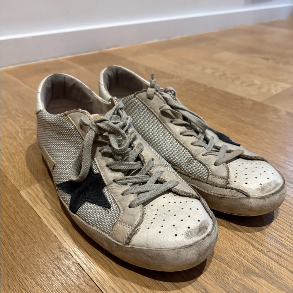 Golden Goose Men's Beige and Black Sneakers